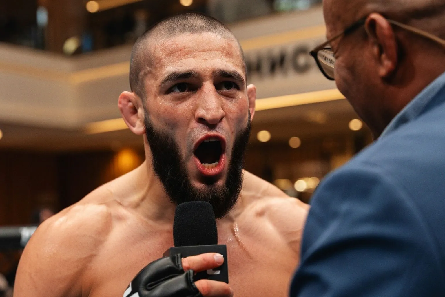 Почему Бенеил Дариуш советует Хамзату Чимаеву сменить весовую категорию
