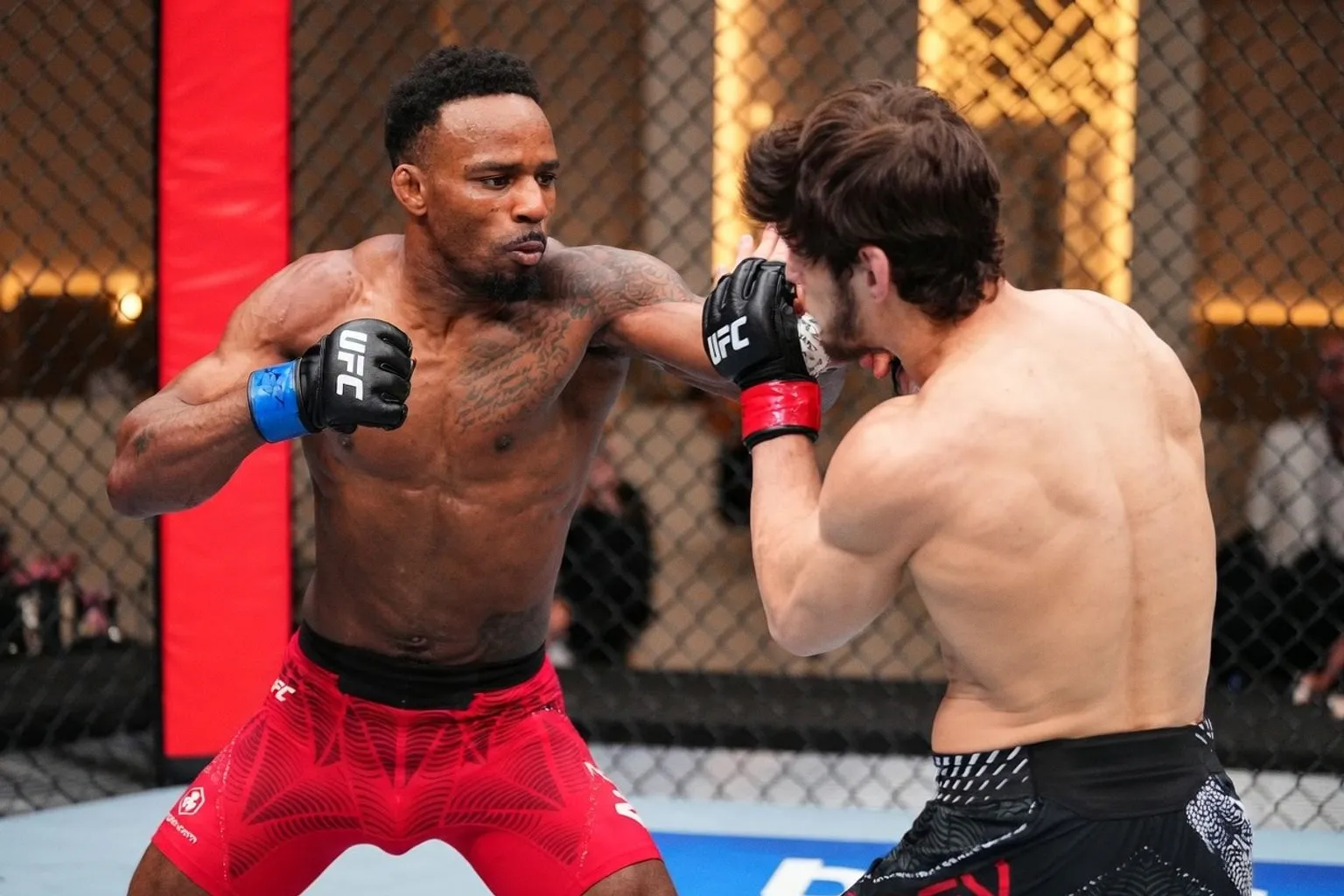 UFC 333 в Абу-Даби: Волкановски против Евлоева и реванш Яна с Двалишвили