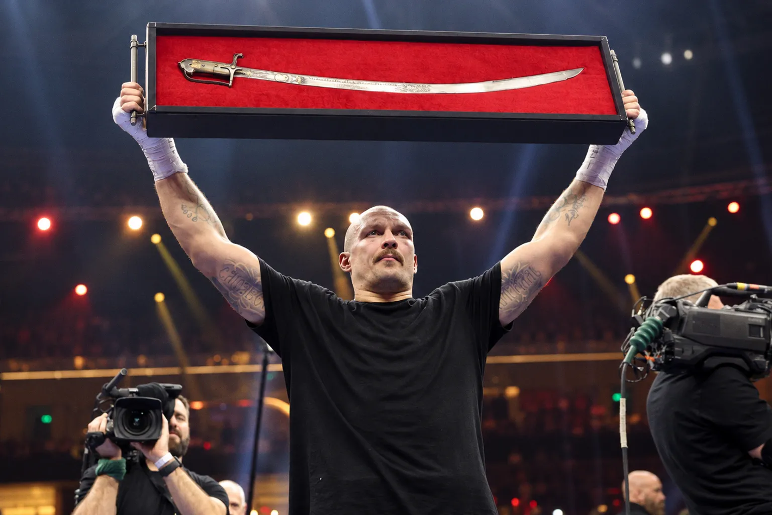 Все действующие чемпионы мира по боксу по версиям WBA, WBC, IBF и WBO